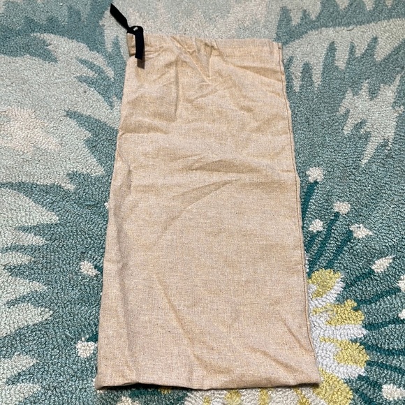 8x17” Gucci Dust Bag - Picture 2 of 2